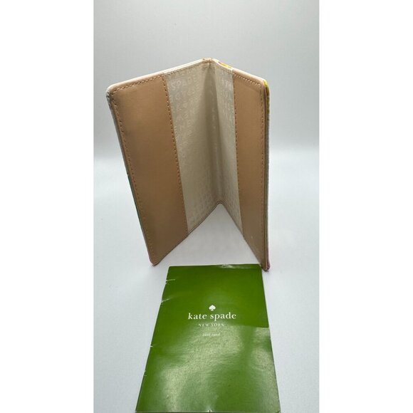 *RARE* Kate Spade New York Ice Cream Print Passport Holder - Picture 3 of 7